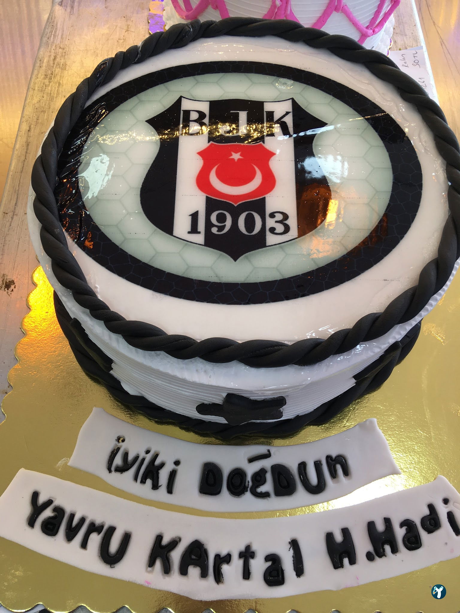 Akdoğan Döner Kebap Restoran Pi̇zza Pi̇de Kahvalti Baklava