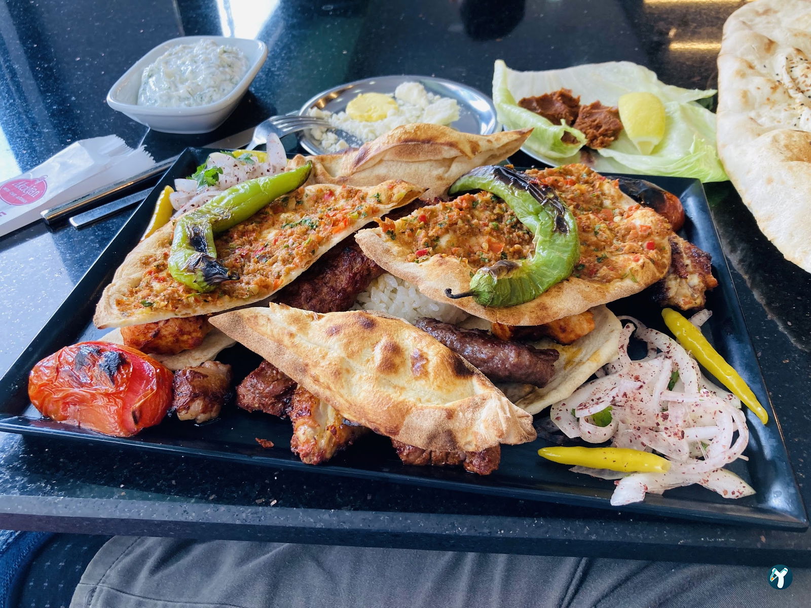 Akdoğan Döner Kebap Restoran Pi̇zza Pi̇de Kahvalti Baklava
