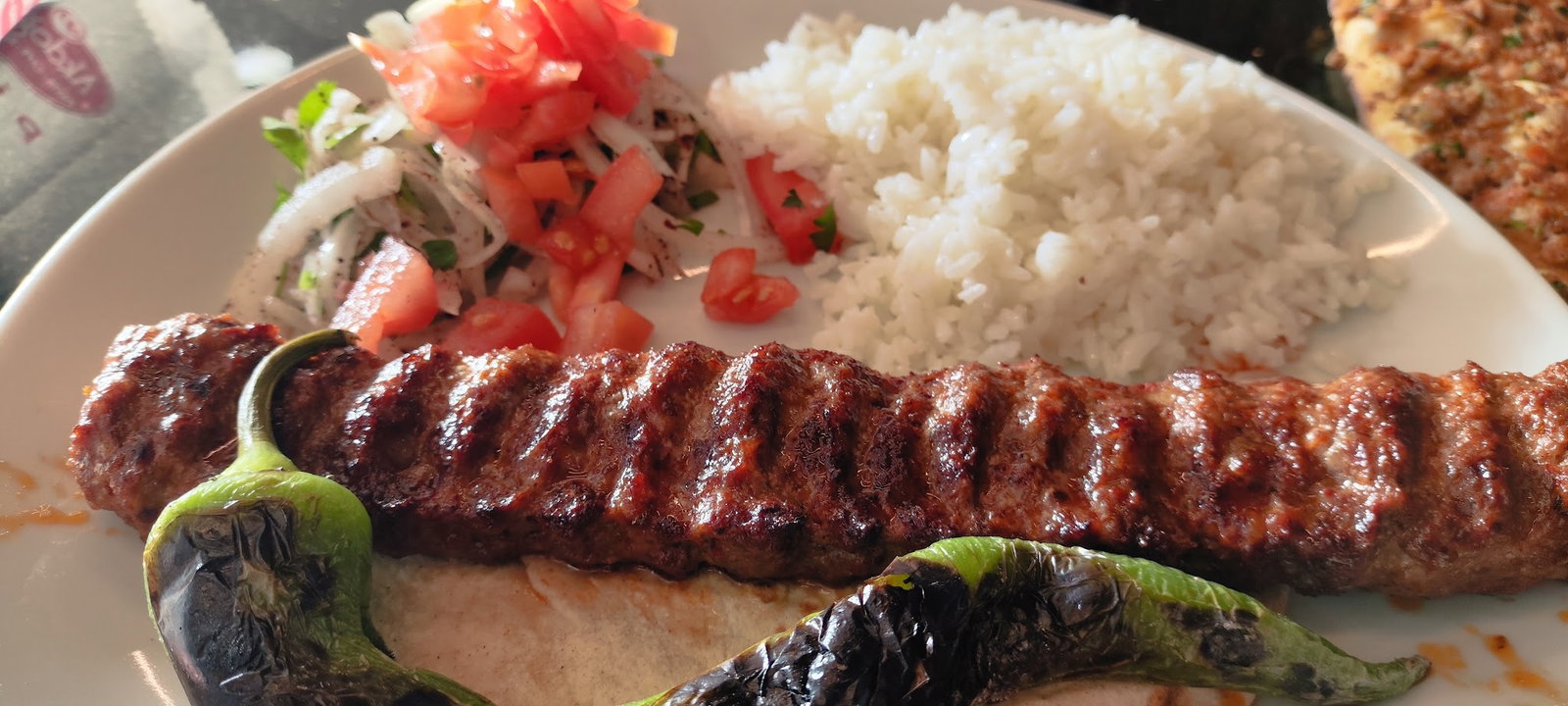 Akdoğan Döner Kebap Restoran Pi̇zza Pi̇de Kahvalti Baklava