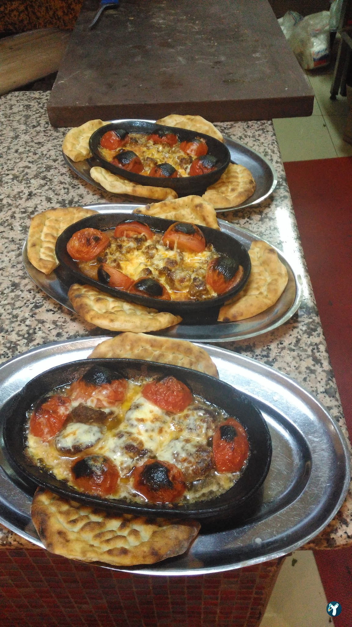 Kırmızıhan Sofrası