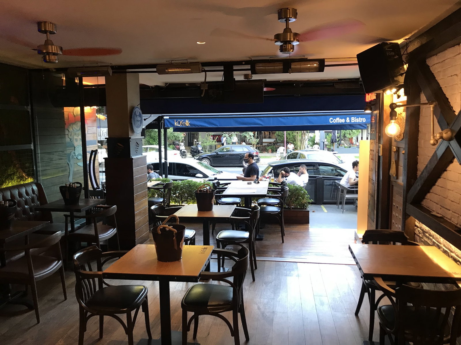 Küfelik Pub & Bistro