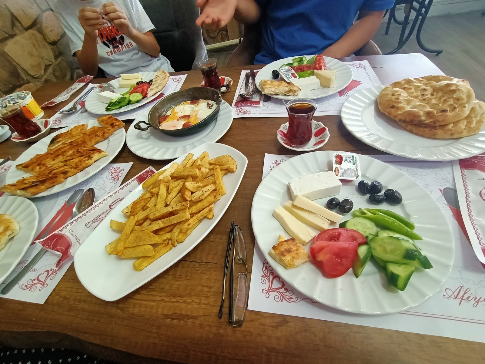 Saray Tandir