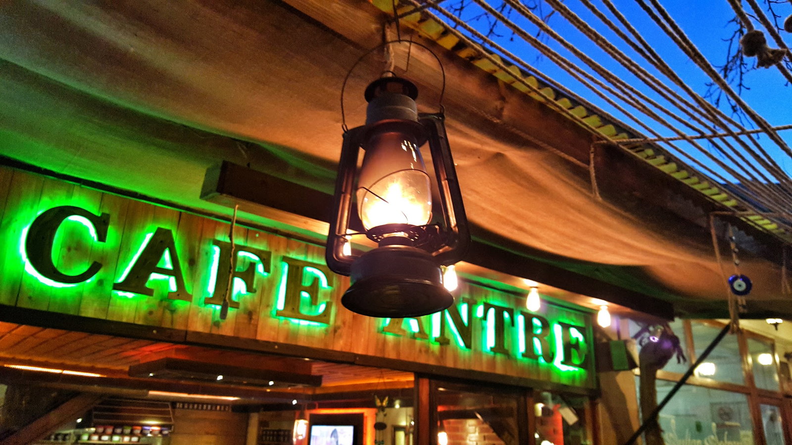 Cafe Antre