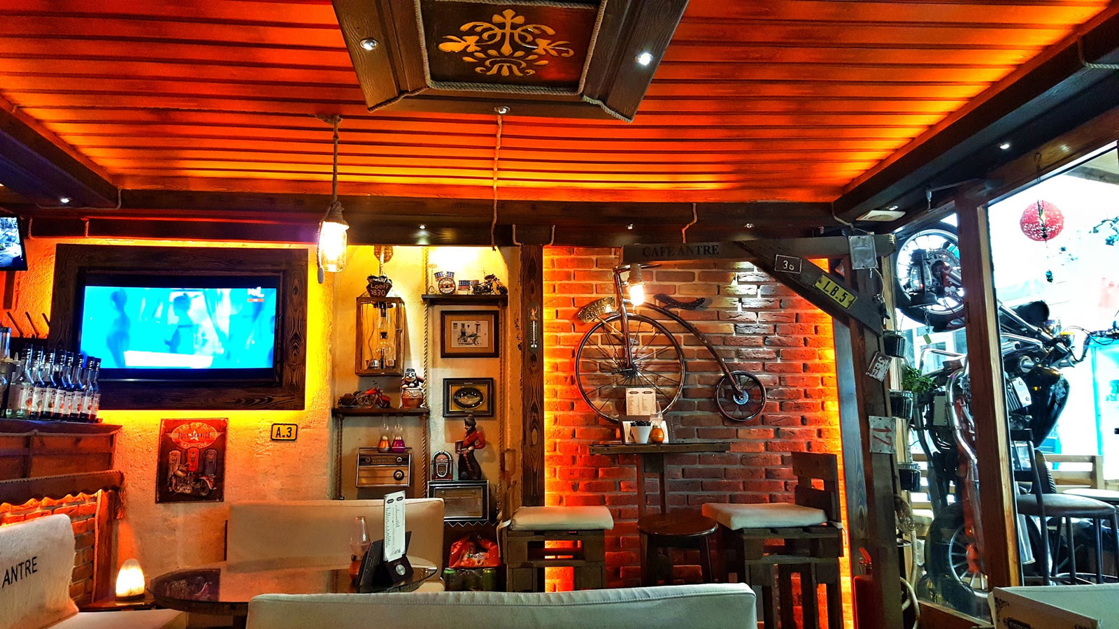 Cafe Antre