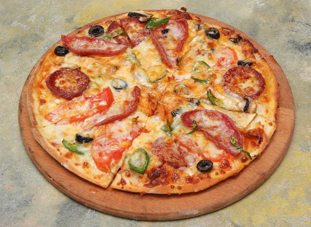 Sucuklu Pizza (Büyük Boy)