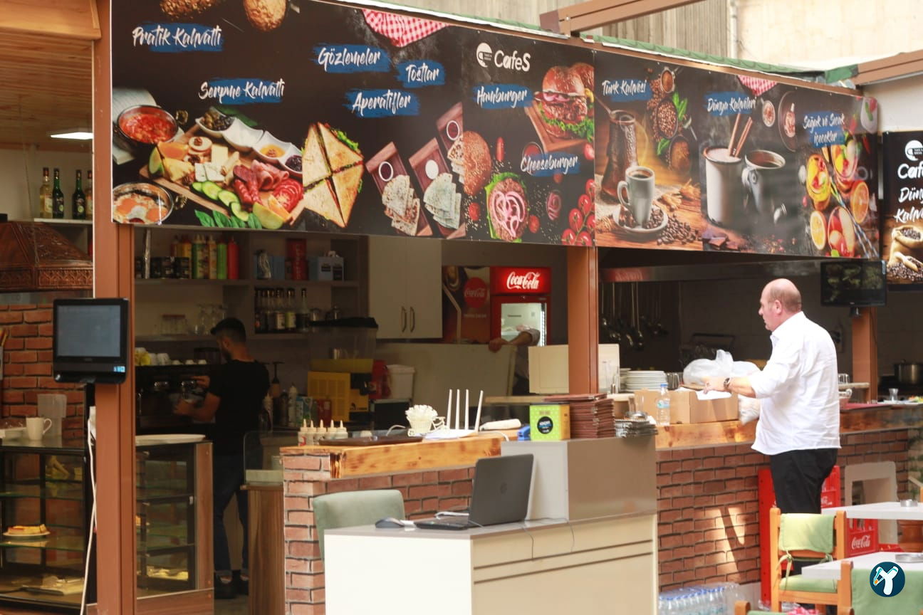 Cafes Kafe