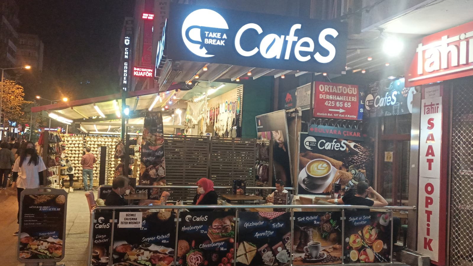 Cafes Kafe