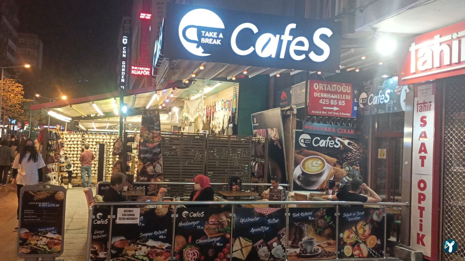 Cafes Kafe