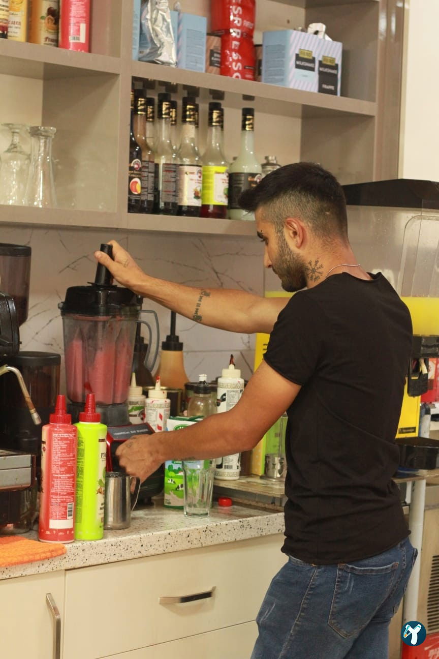Cafes Kafe