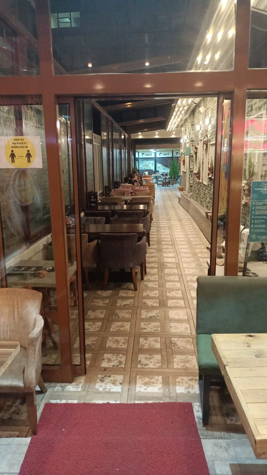 Cafes Kafe