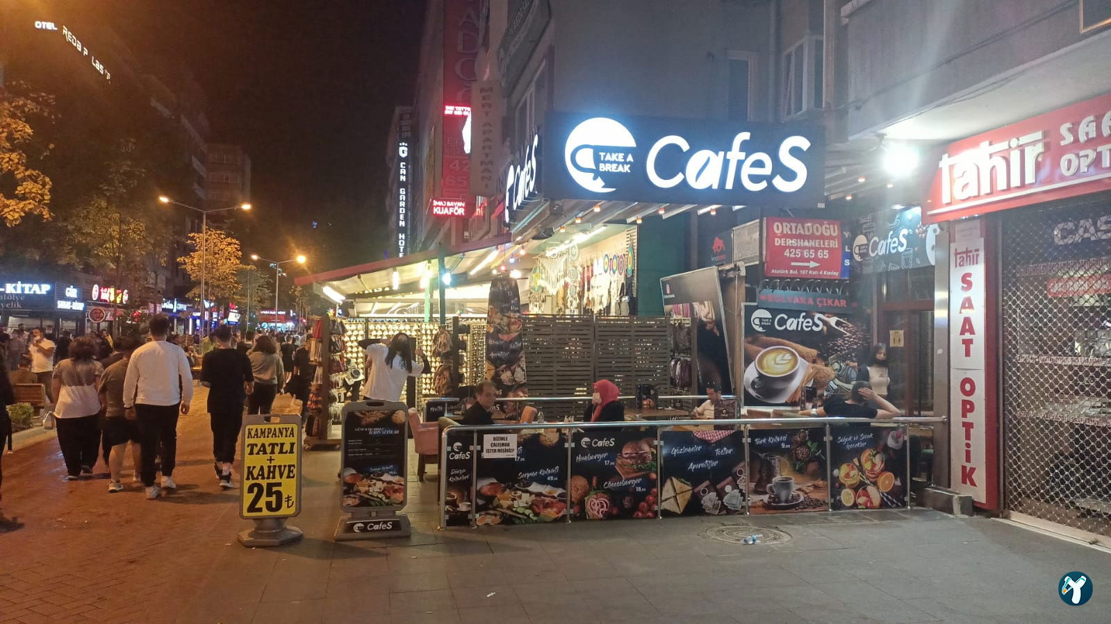 Cafes Kafe