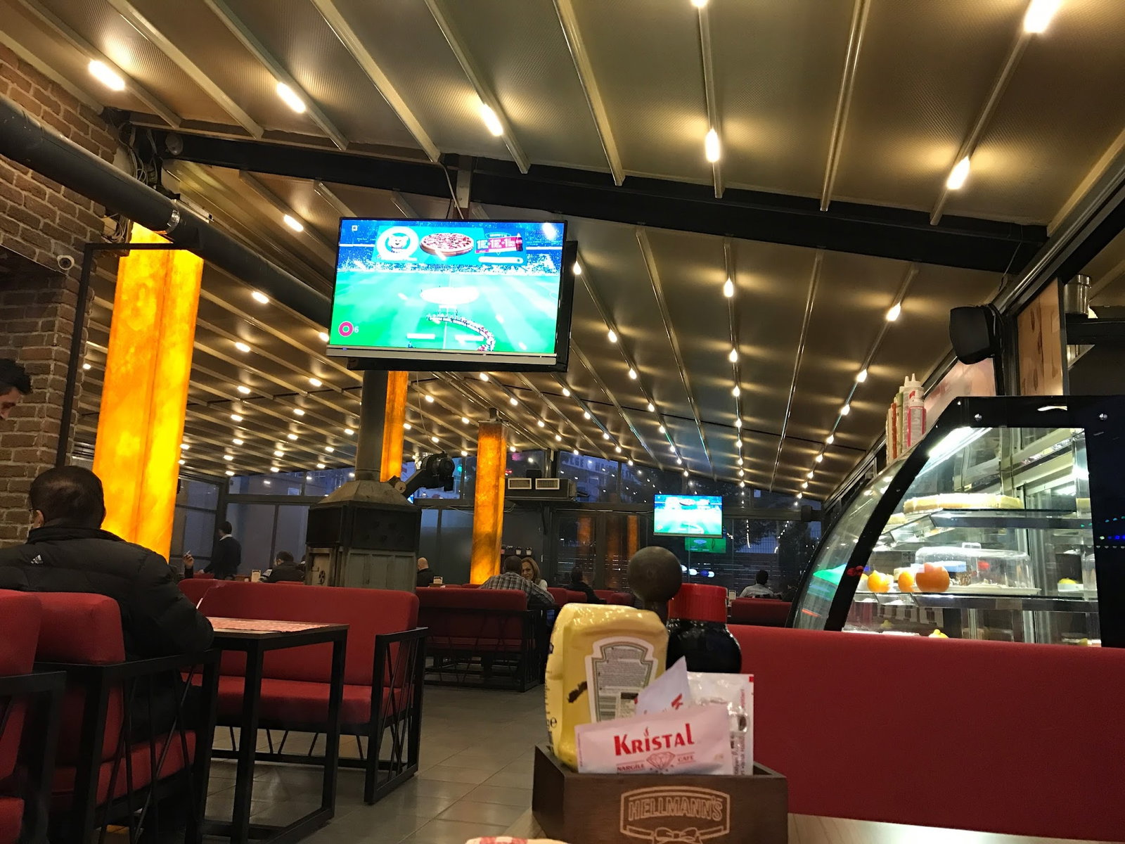 Kristal Nargile Cafe Közde Kahve