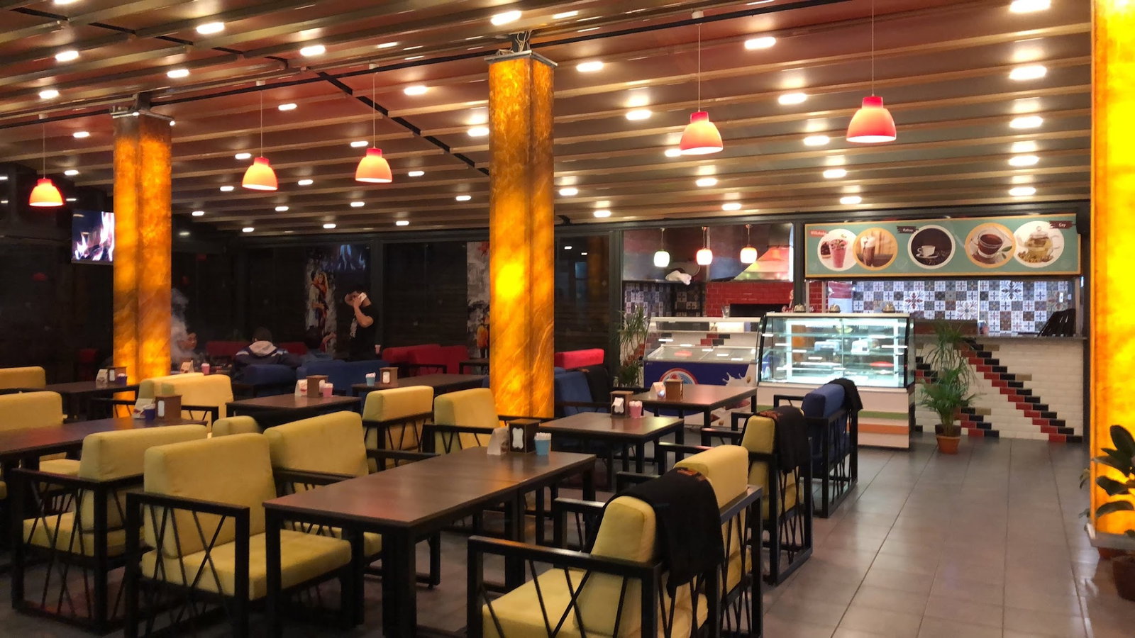 Kristal Nargile Cafe Közde Kahve