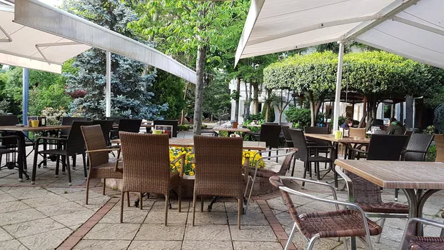 Akademi Cafe Khalkedon resimleri