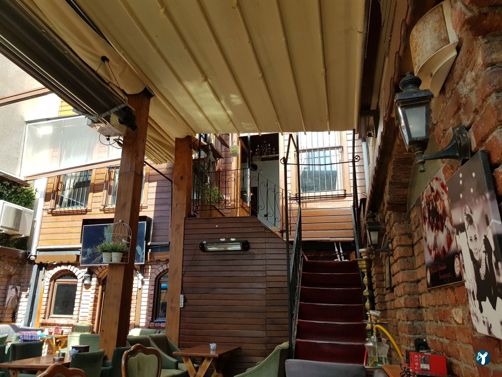 Sadikpasha Mansion Hookah Cafe