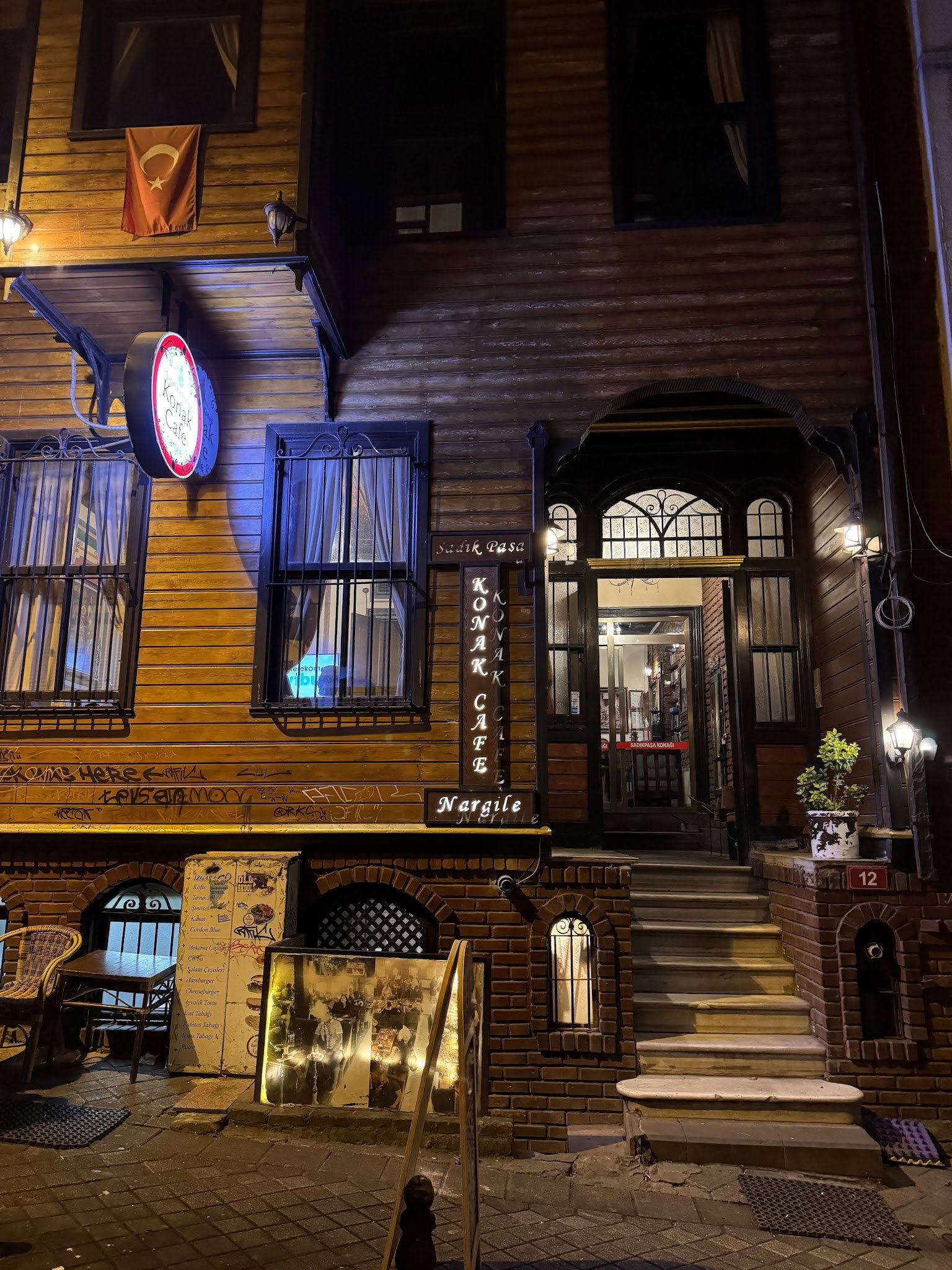 Sadikpasha Mansion Hookah Cafe