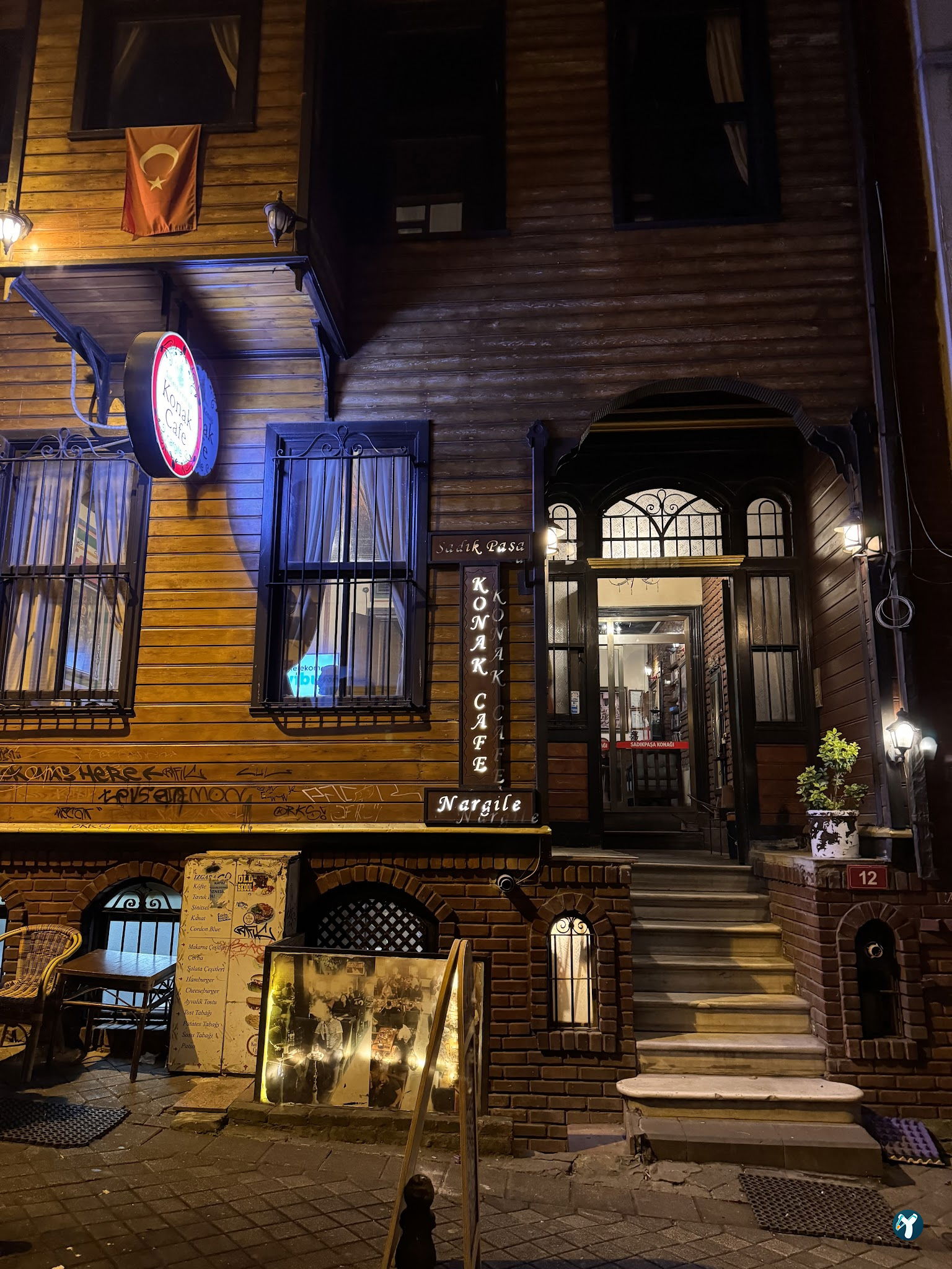 Sadikpasha Mansion Hookah Cafe