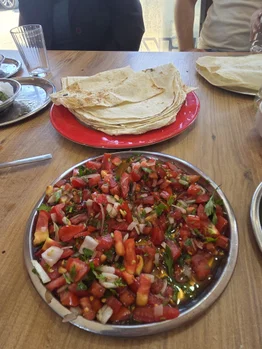 Piknik Köfte Salonu resimleri