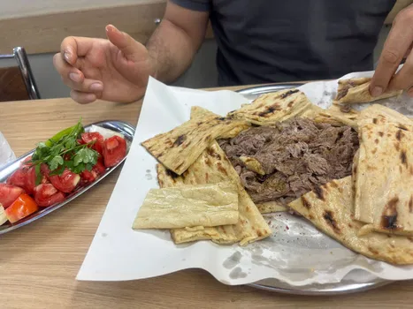 Kebapçı Halil Albaş resimleri