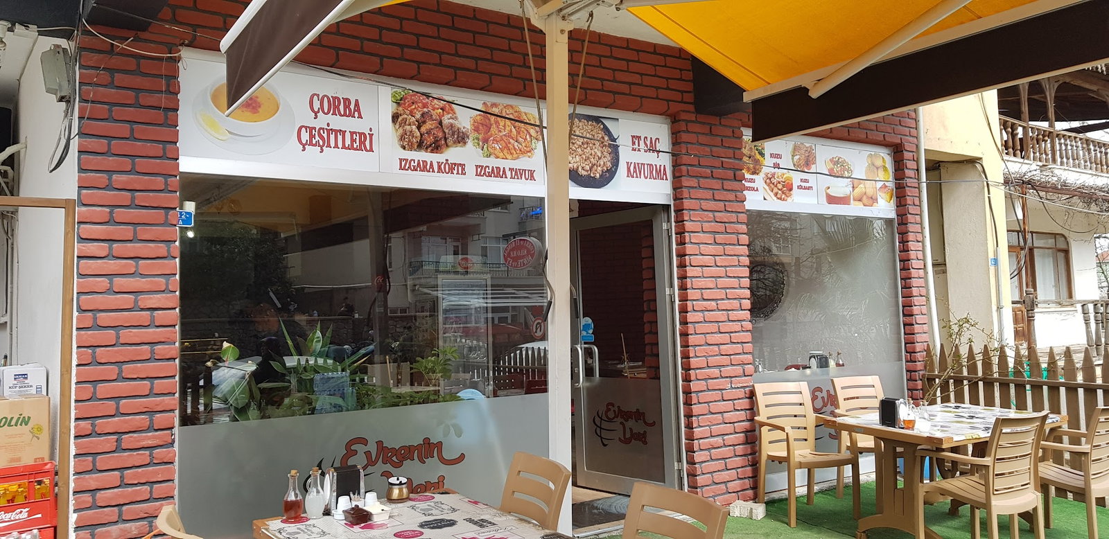 Evren'In Yeri Çorba Ve Pide Lahmacun Salonu