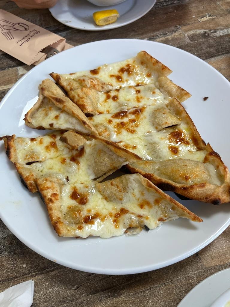 Evren'In Yeri Çorba Ve Pide Lahmacun Salonu