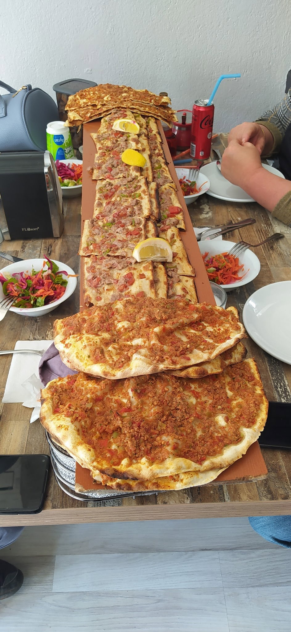 Evren'In Yeri Çorba Ve Pide Lahmacun Salonu