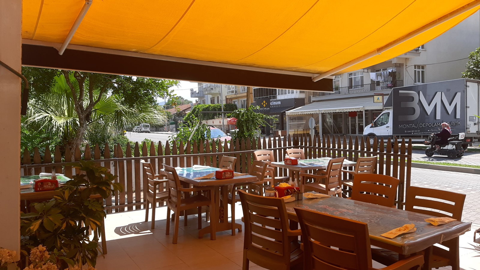 Evren'In Yeri Çorba Ve Pide Lahmacun Salonu