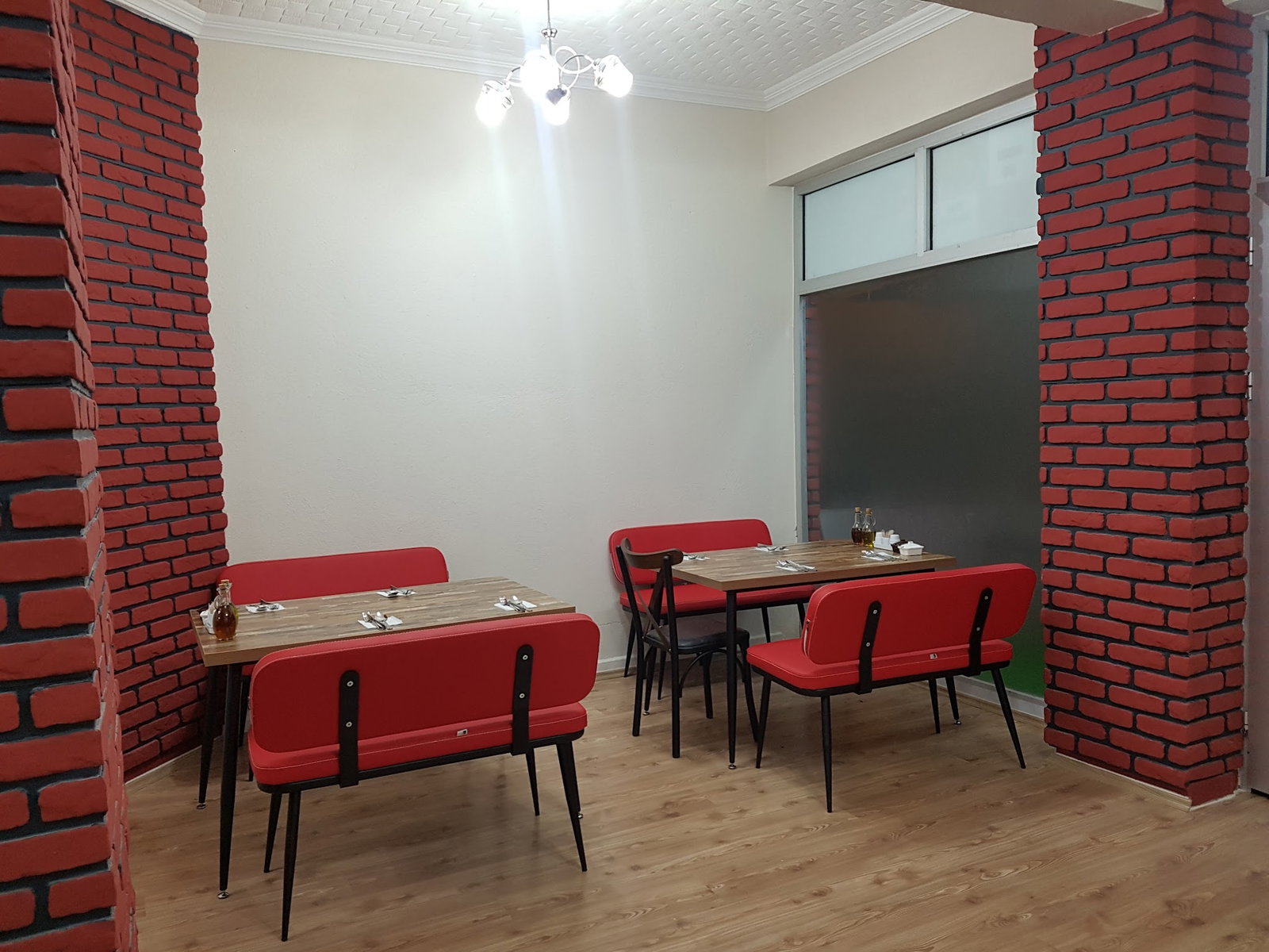 Evren'In Yeri Çorba Ve Pide Lahmacun Salonu