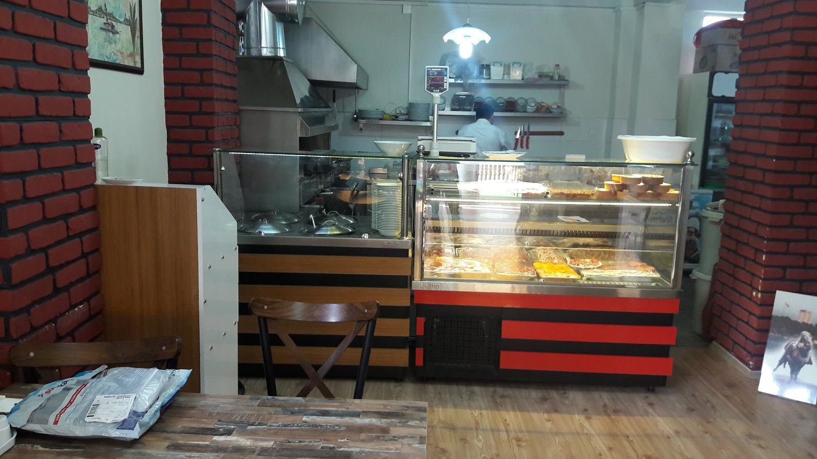 Evren'In Yeri Çorba Ve Pide Lahmacun Salonu