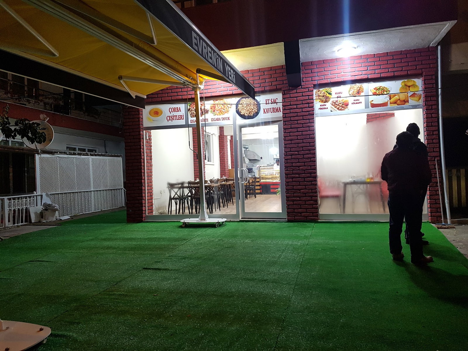 Evren'In Yeri Çorba Ve Pide Lahmacun Salonu