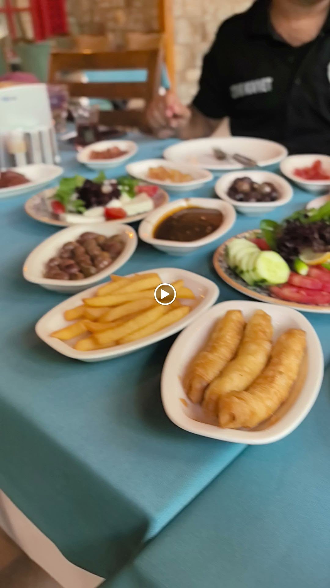 Gel Dostum İsmail Usta'Nın Yeri