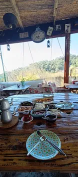 Tantalos Cafe resimleri