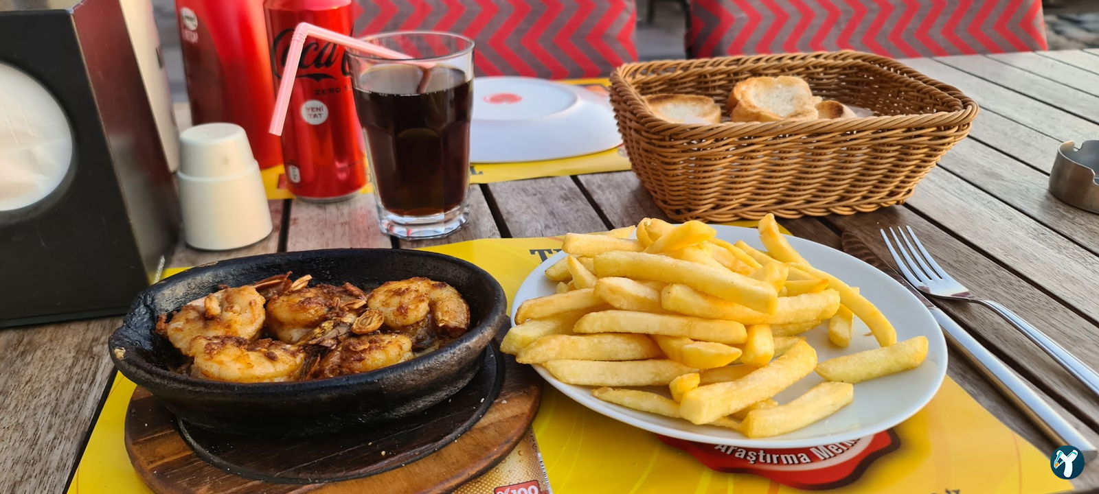 Hayat Cafe & Restorant Bar