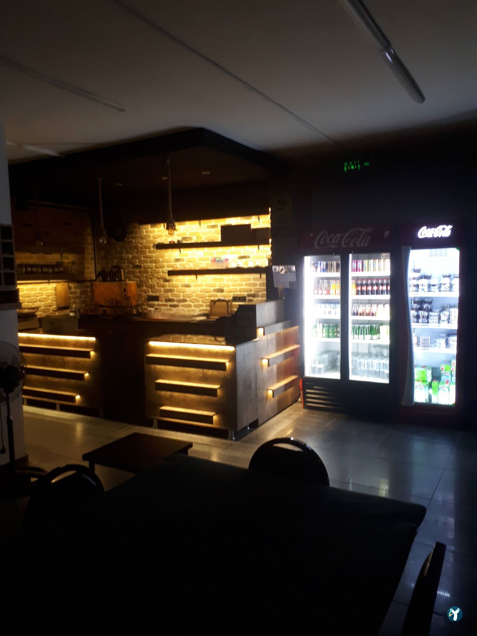 Ddress Play Station Cafe