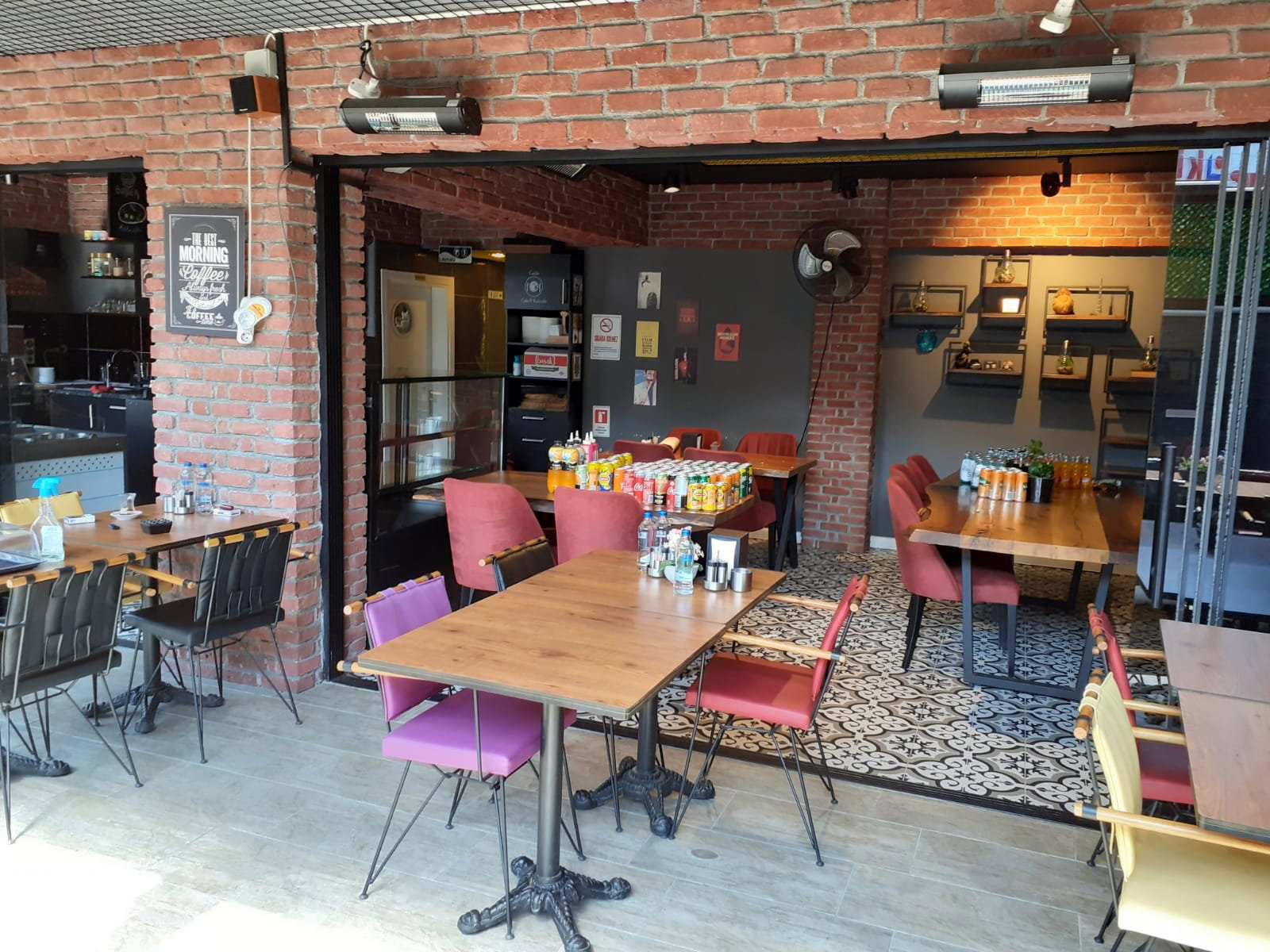 Ay’S Cafe
