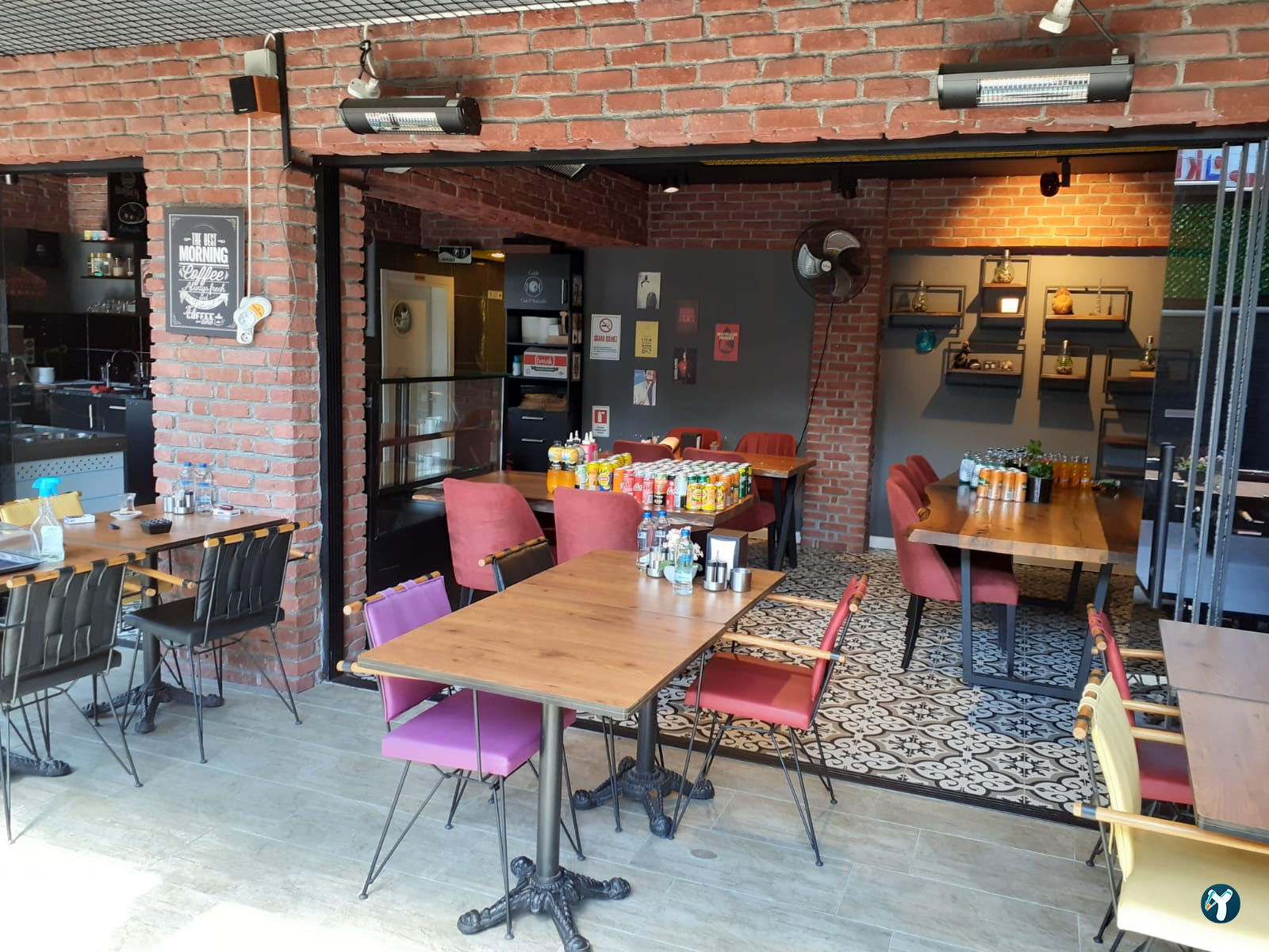 Ay’S Cafe