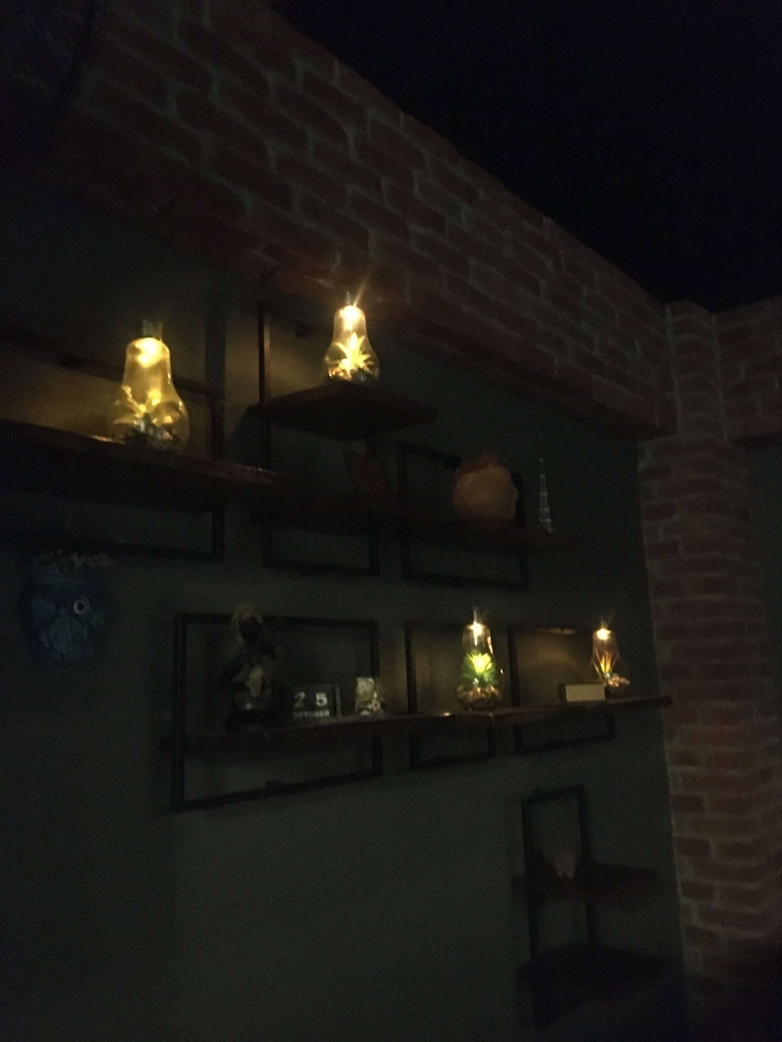 Ay’S Cafe
