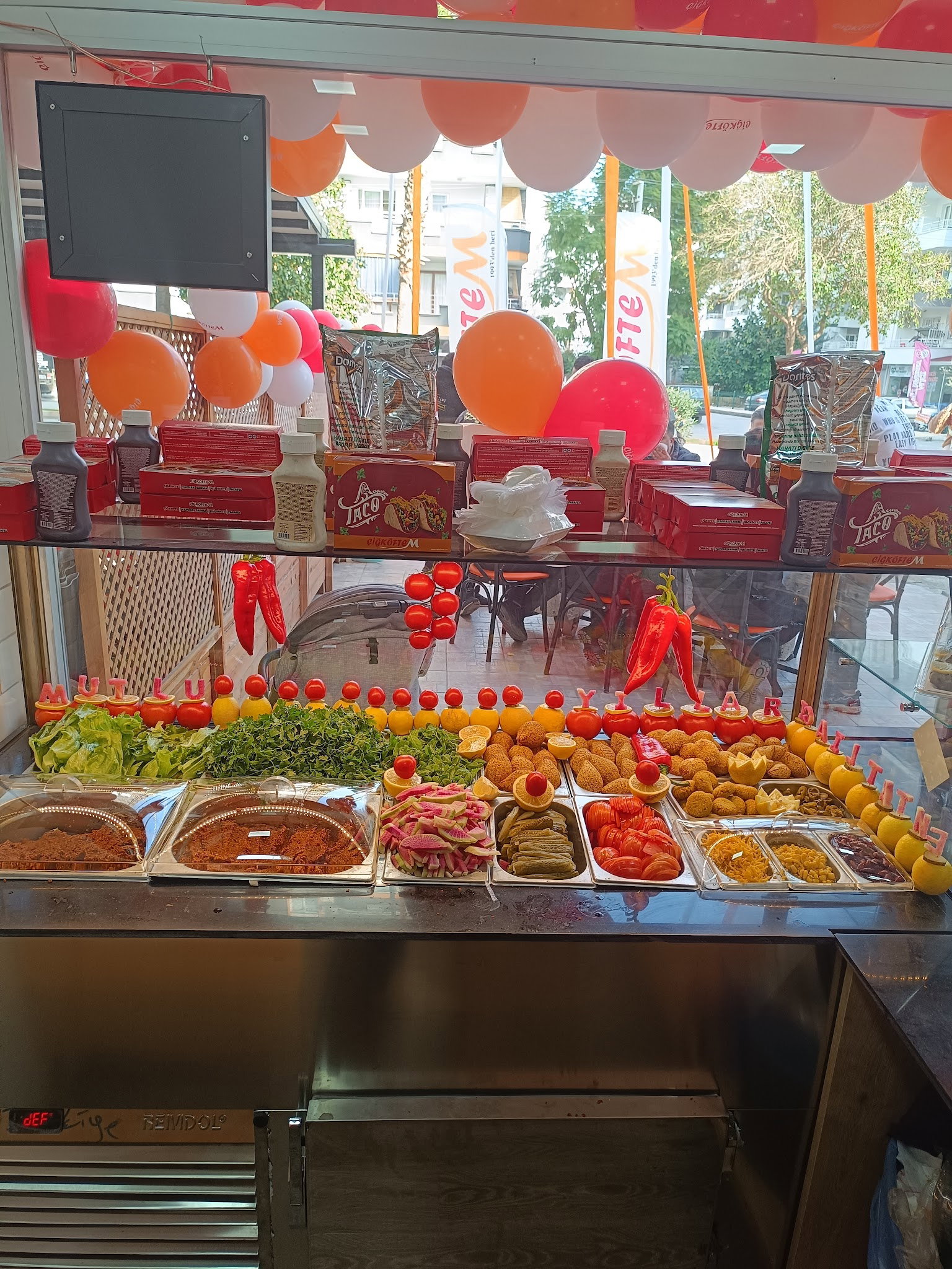 Çi̇ğköftem