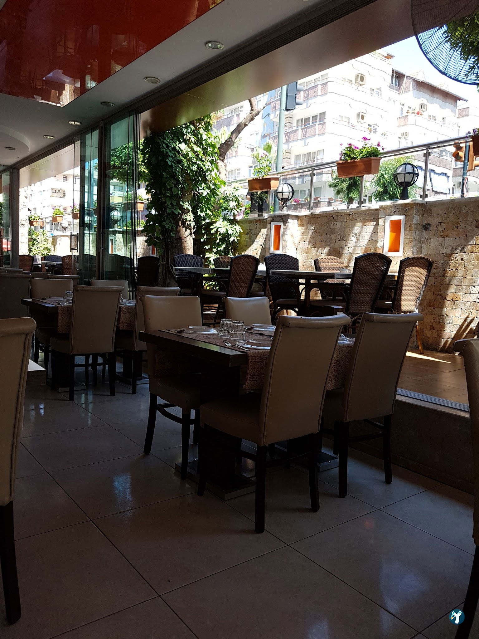 Lider Paça Restaurant
