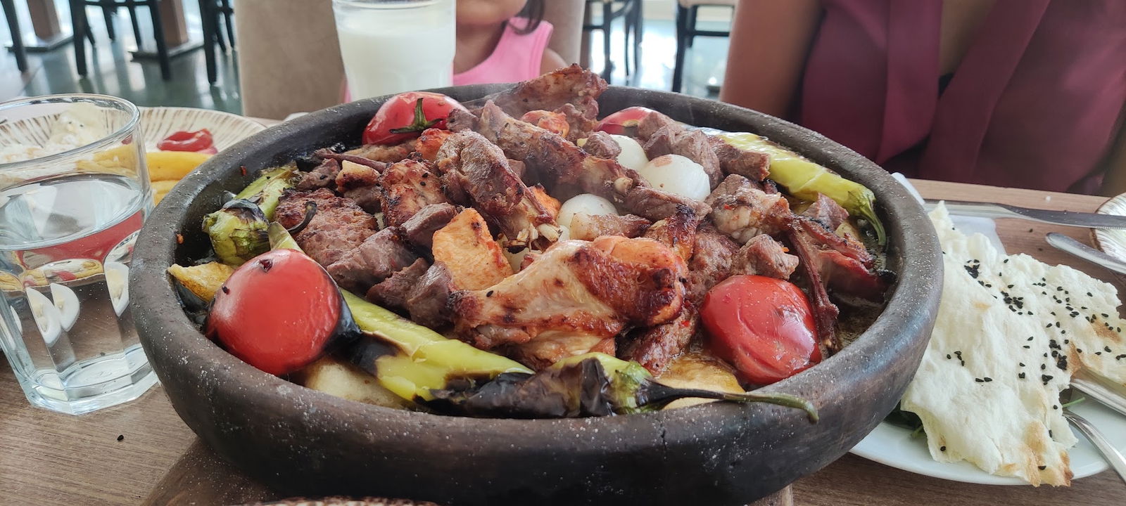 Lider Paça Restaurant