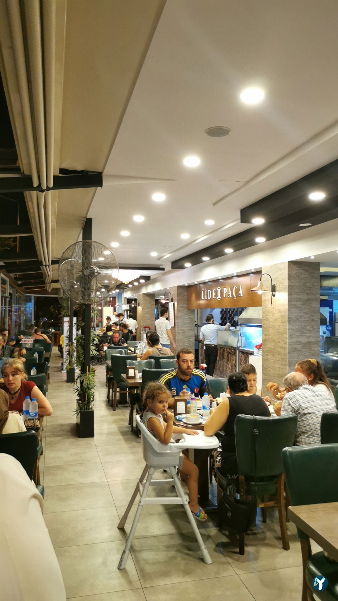 Lider Paça Restaurant