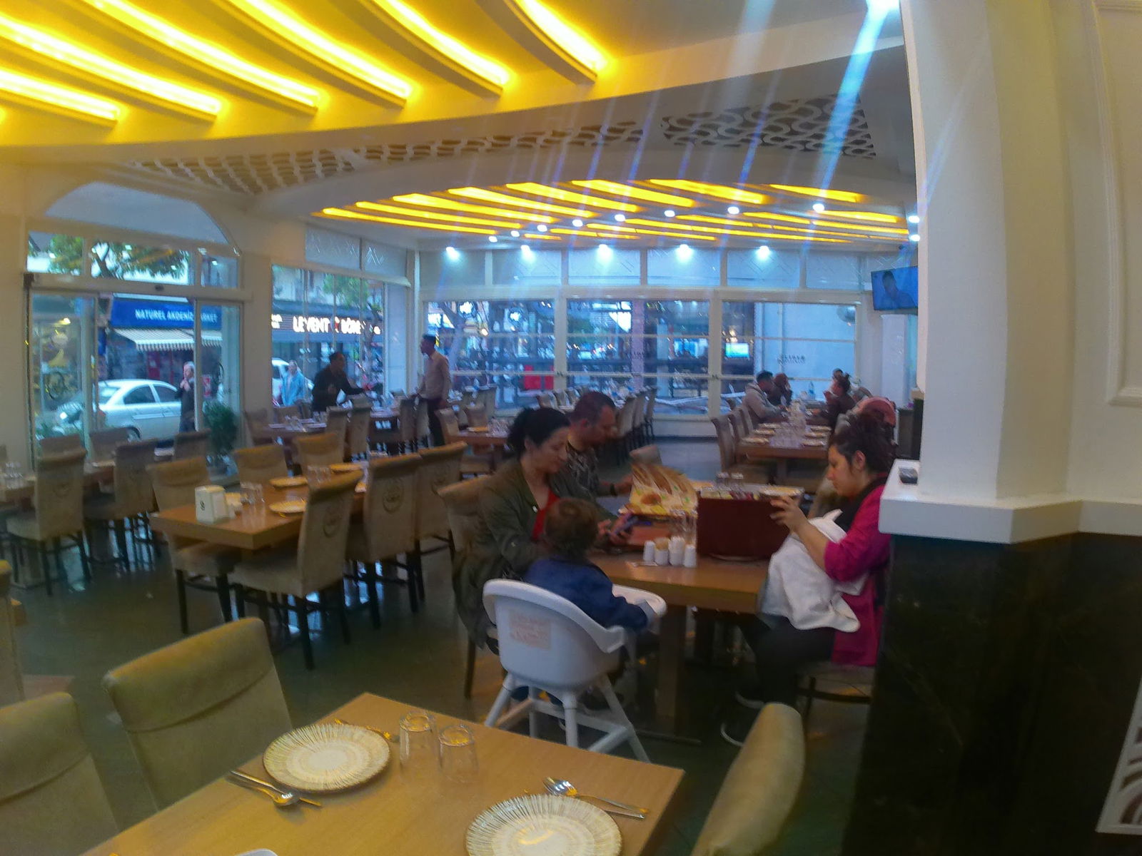 Lider Paça Restaurant