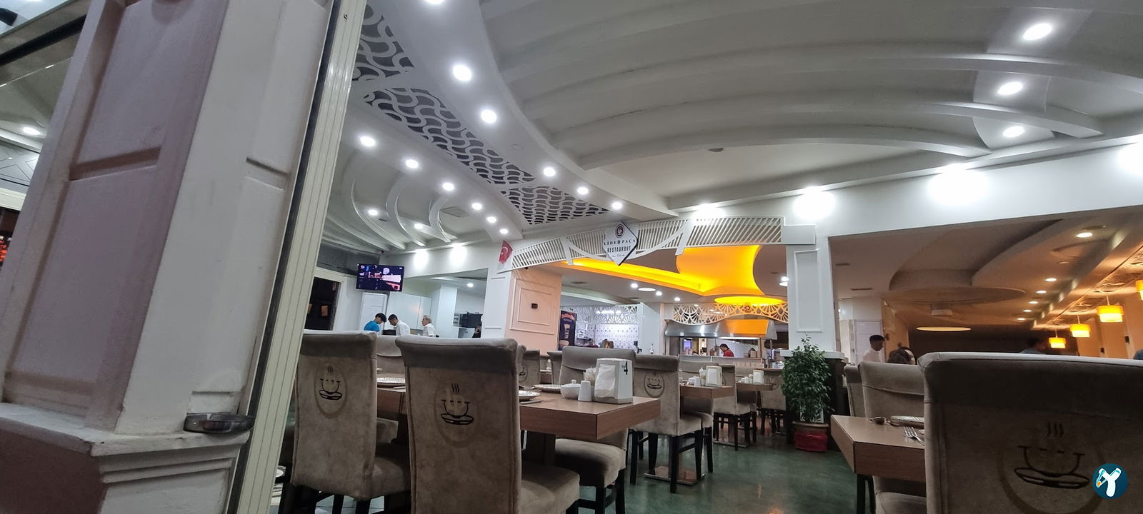 Lider Paça Restaurant