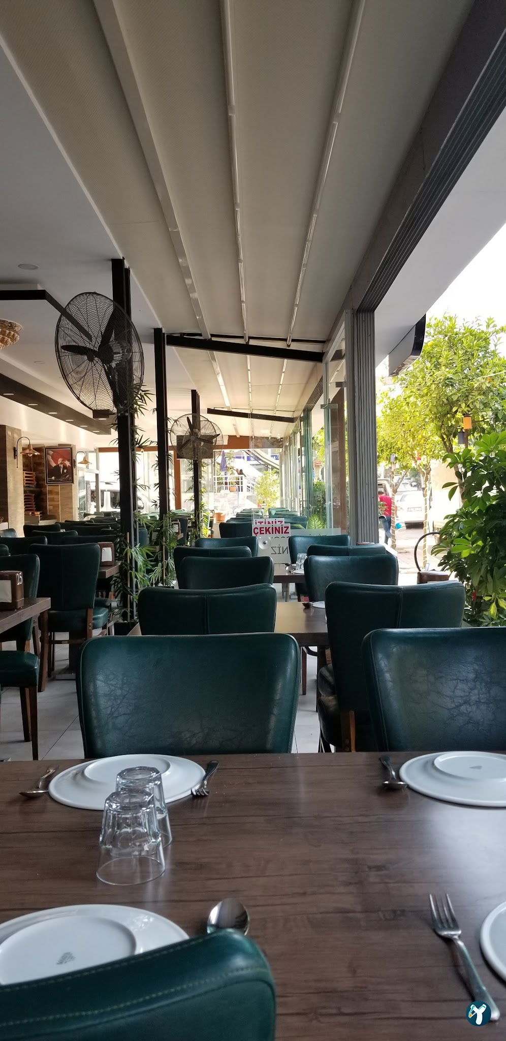 Lider Paça Restaurant