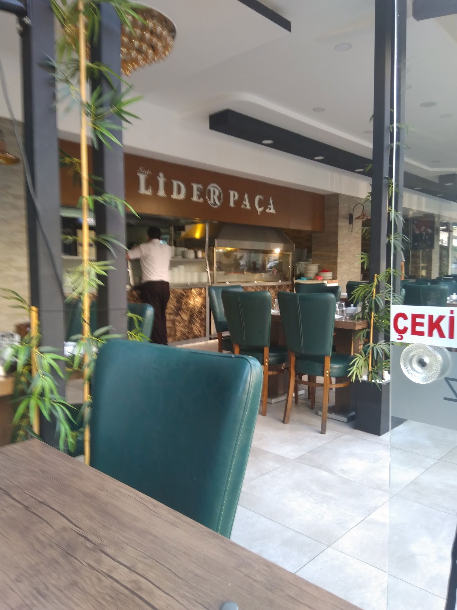 Lider Paça Restaurant