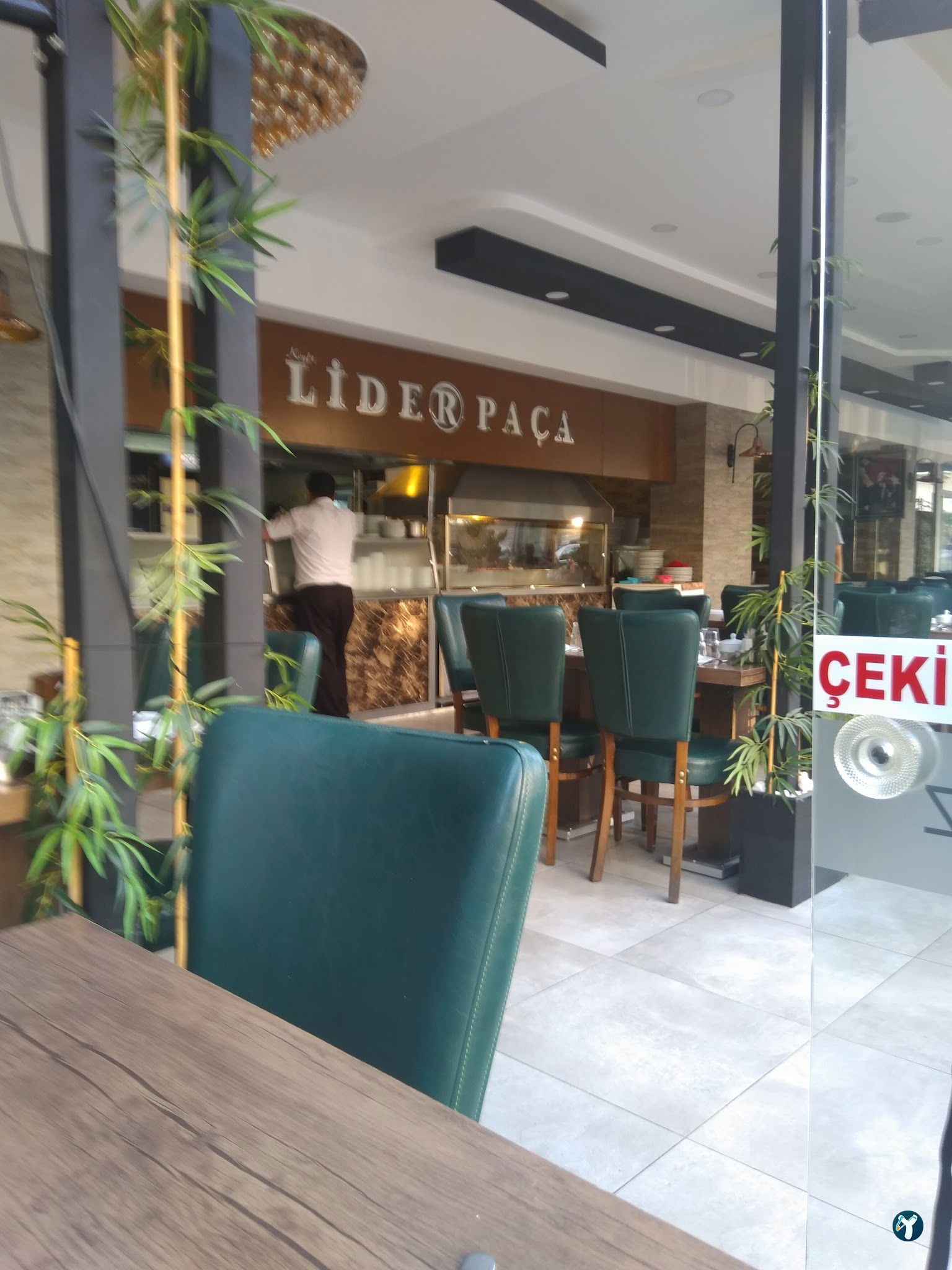 Lider Paça Restaurant