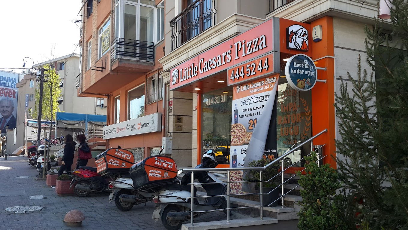 Little Caesars Acıbadem Şubesi