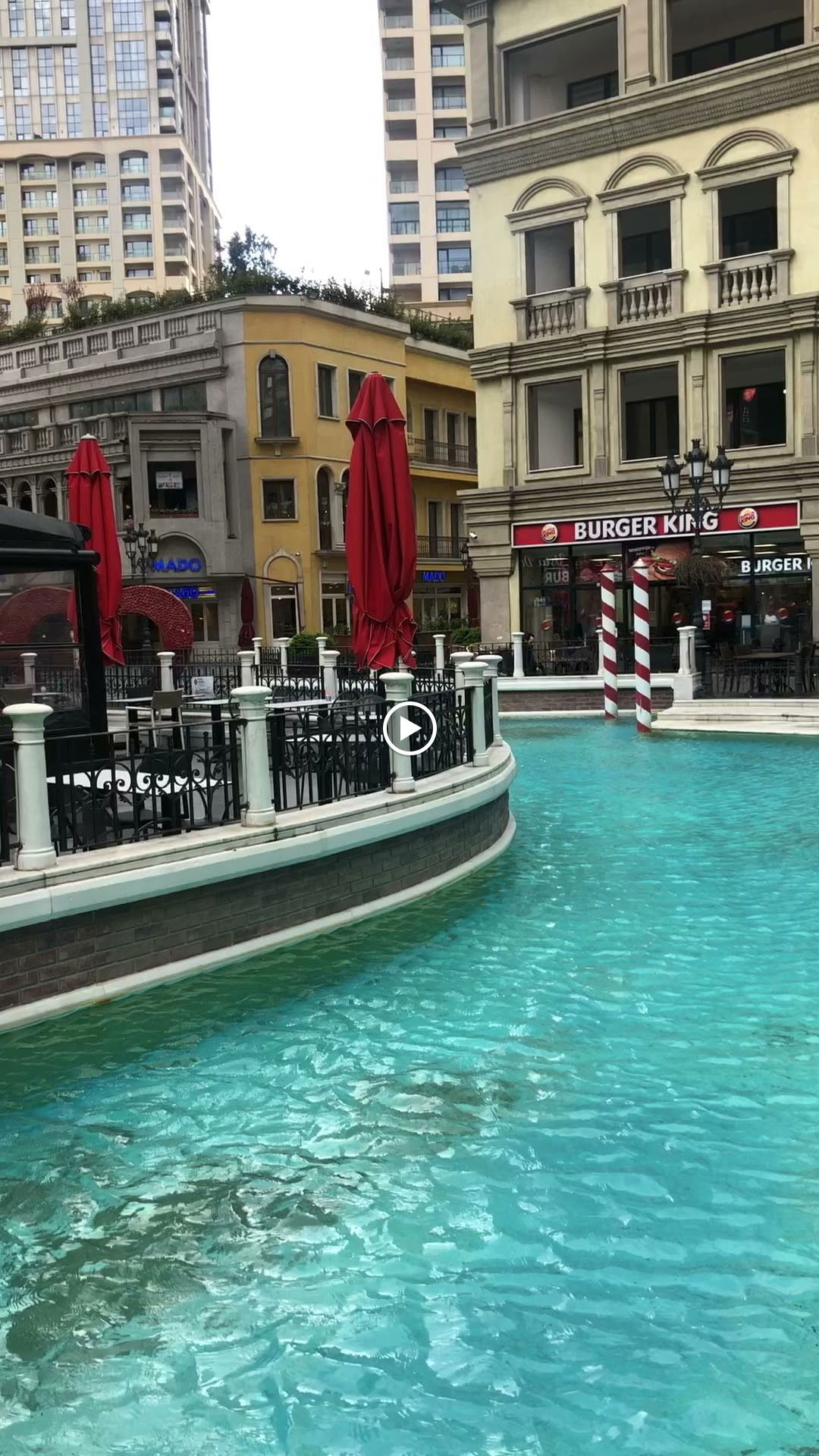 Saloon Burger Venezia Avm