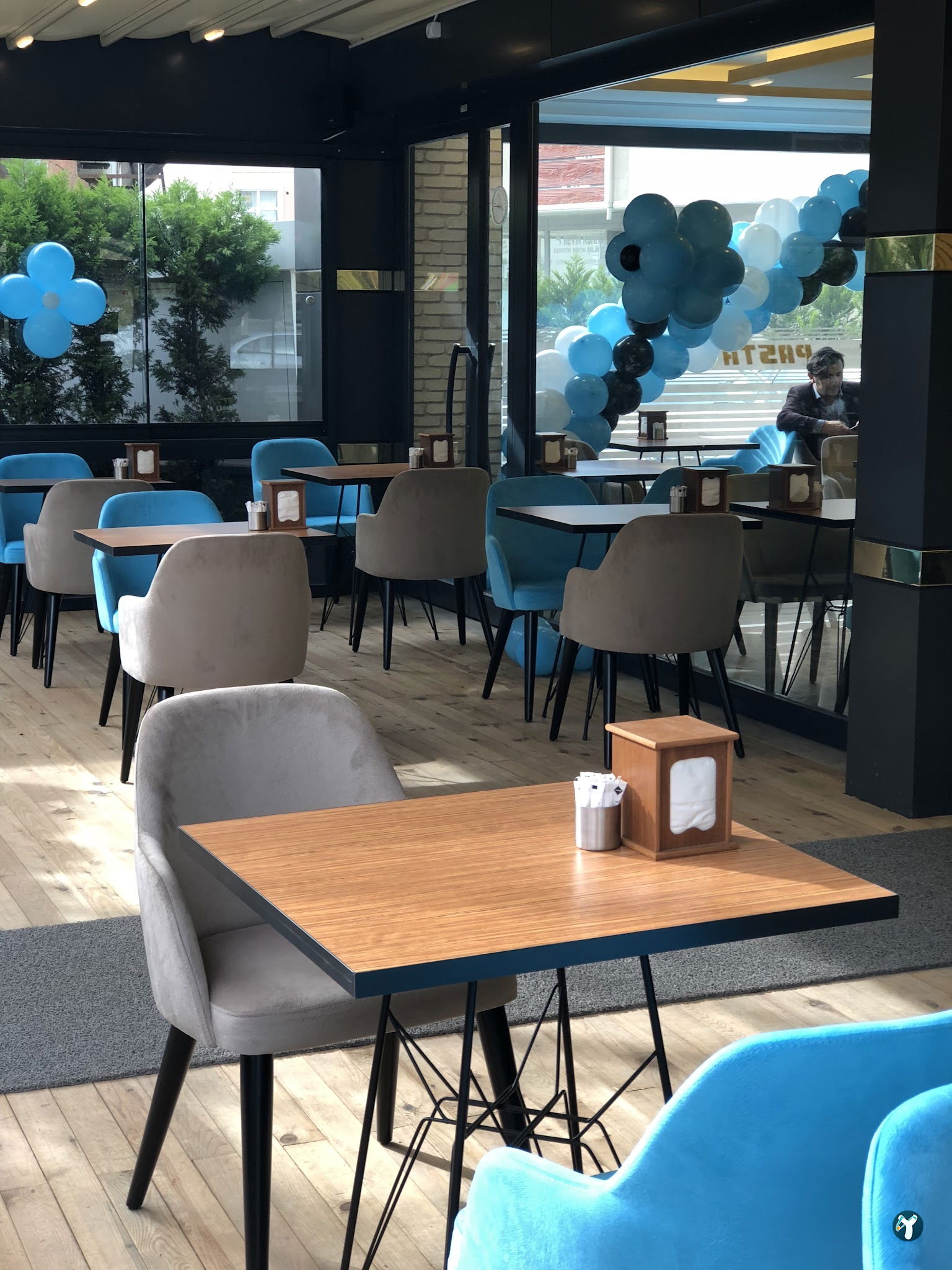 Elis Pasta & Cafe