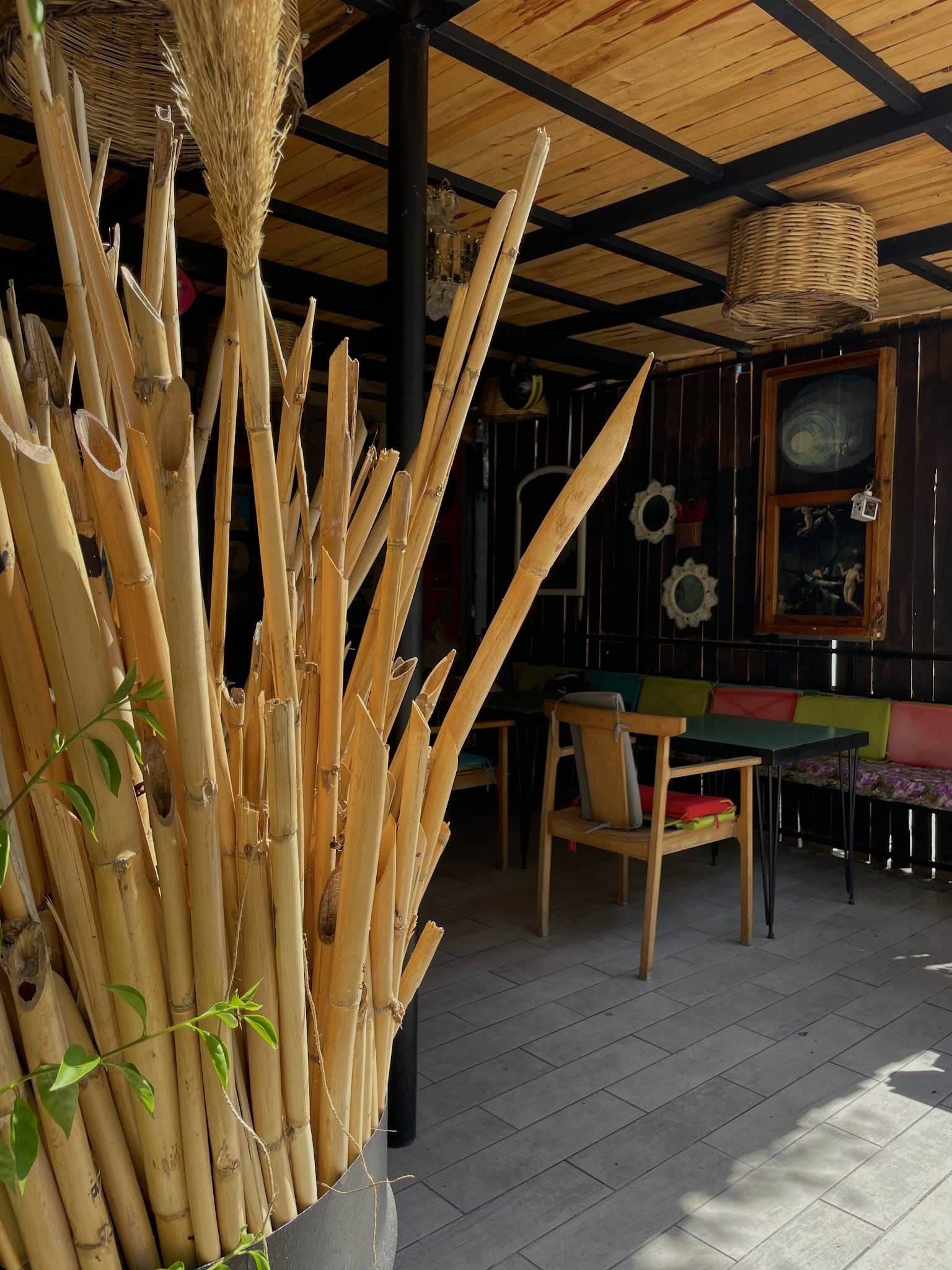 Alanya Waffle Cafe Coffee By Mom Otantik